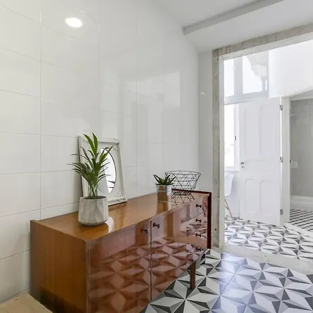 Modern And Stylish 2 Bedroom * Lisbon